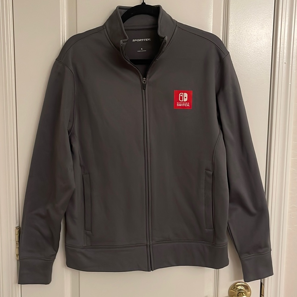 SPORT-TEK NINTENDO SWITCH LOGO FULL ZIP UP GRAY JACKET SIZE S. Mario back logo.